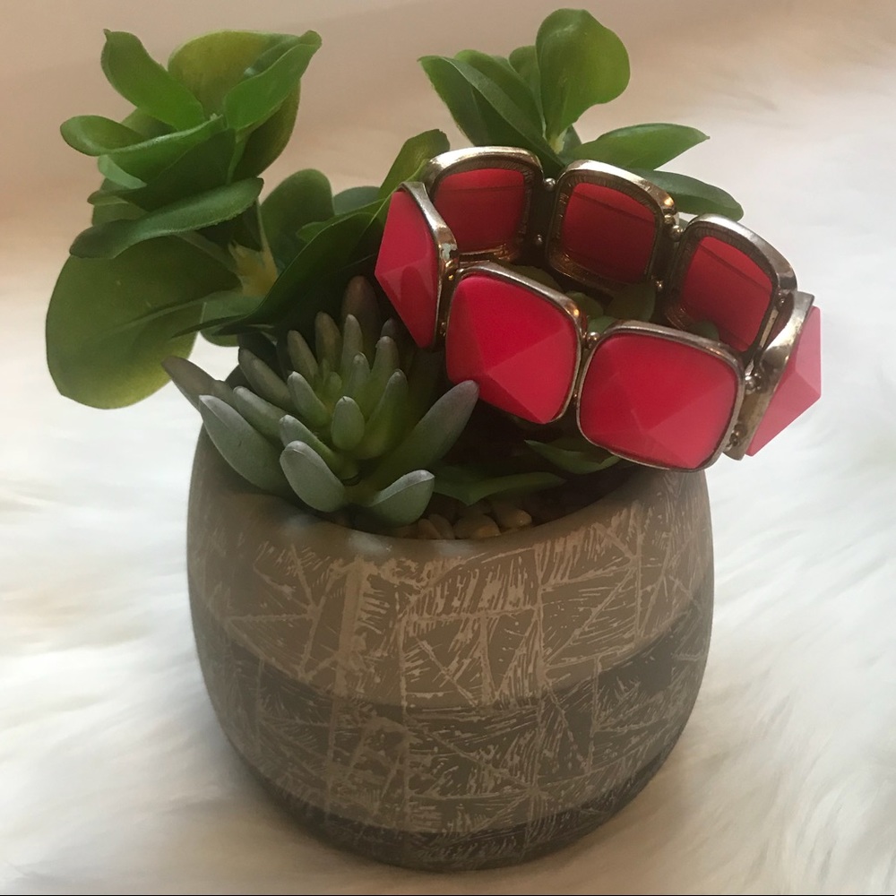 Neon Pink and Gold Stretch Bracelet